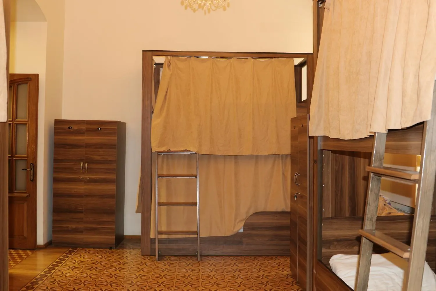 Baku Home Hostel2 0*,